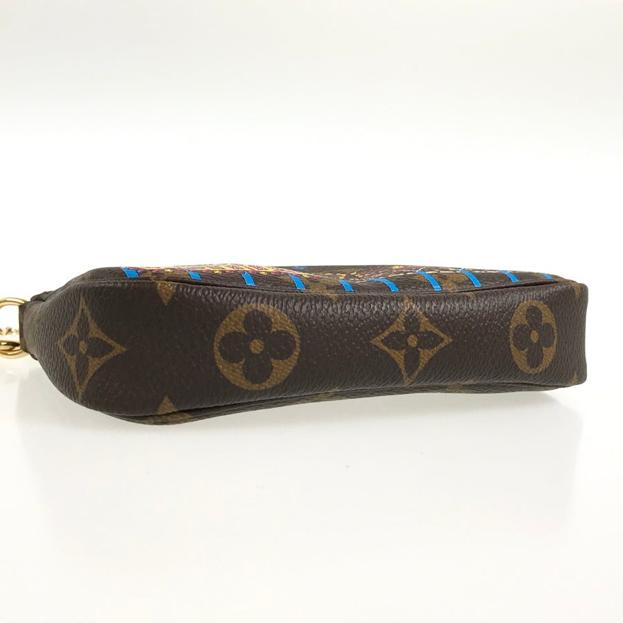 LOUIS VUITTON 2020 Holiday Season Limited Pouch