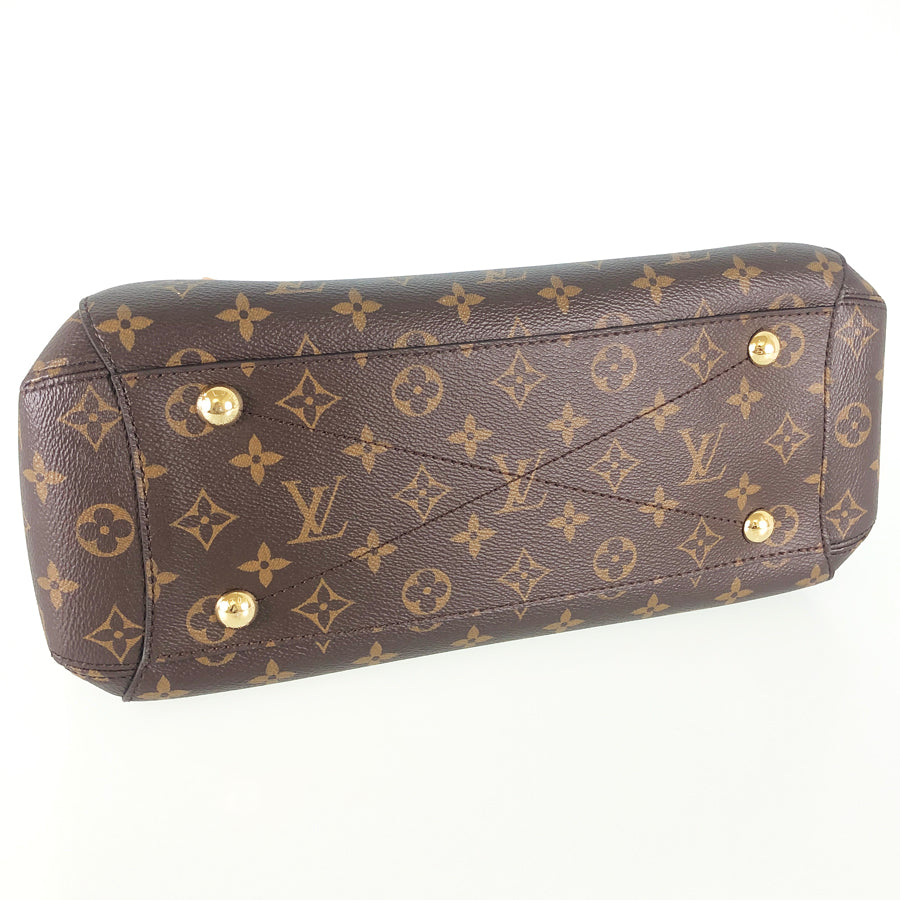 LOUIS VUITTON Handbag