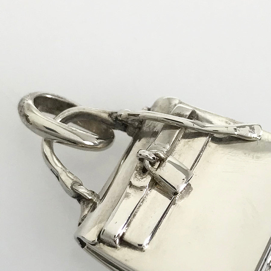 HERMES Amulet Kelly Pendant top