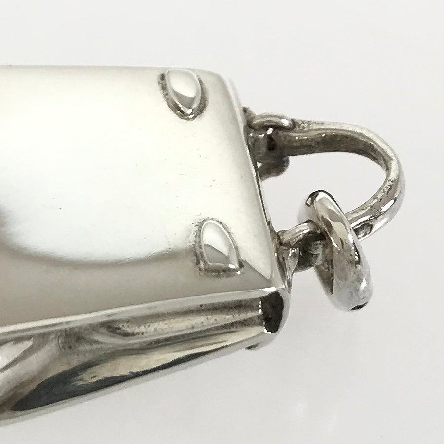 HERMES Amulet Kelly Pendant top