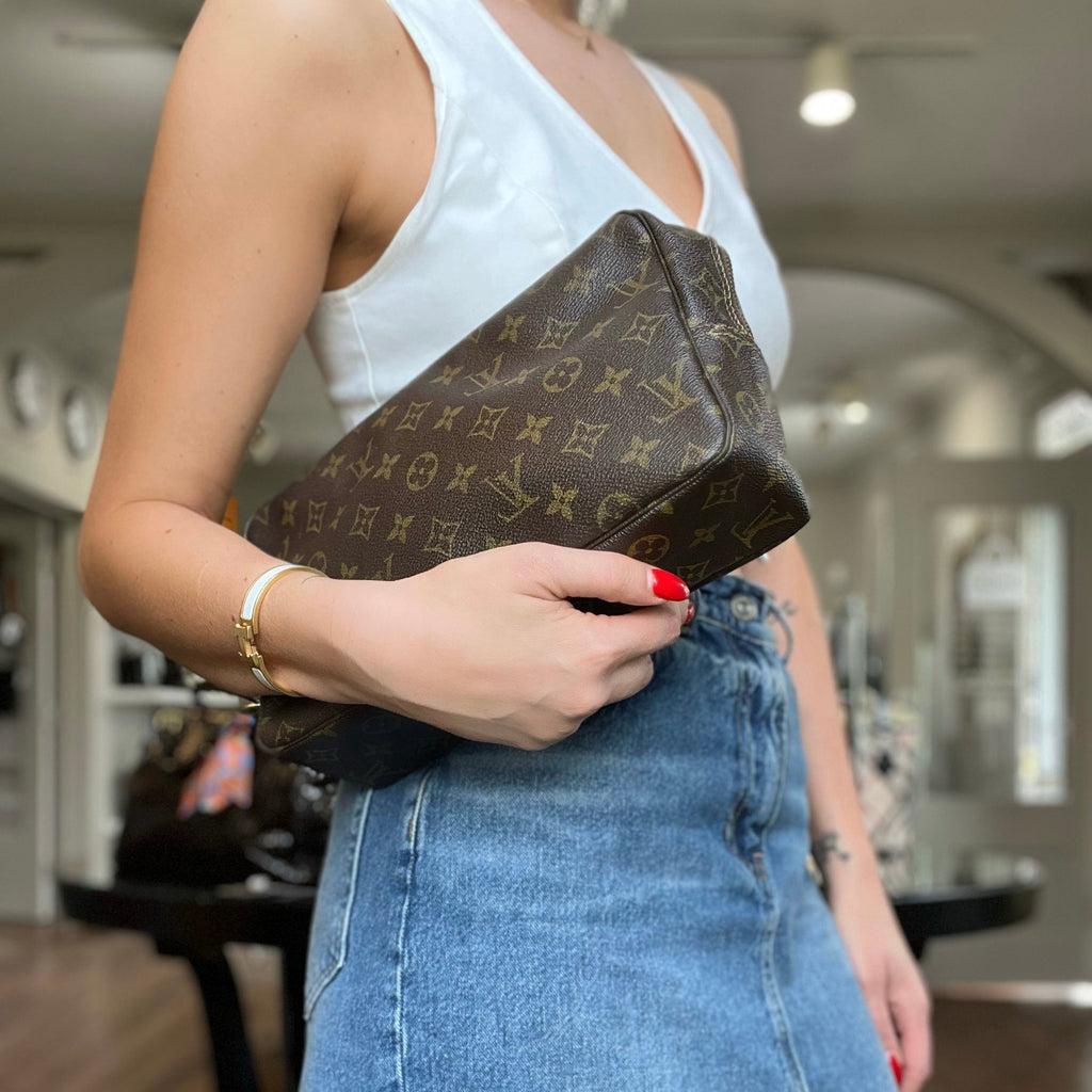 Louis Vuitton Monogram Trousse Toilette 28