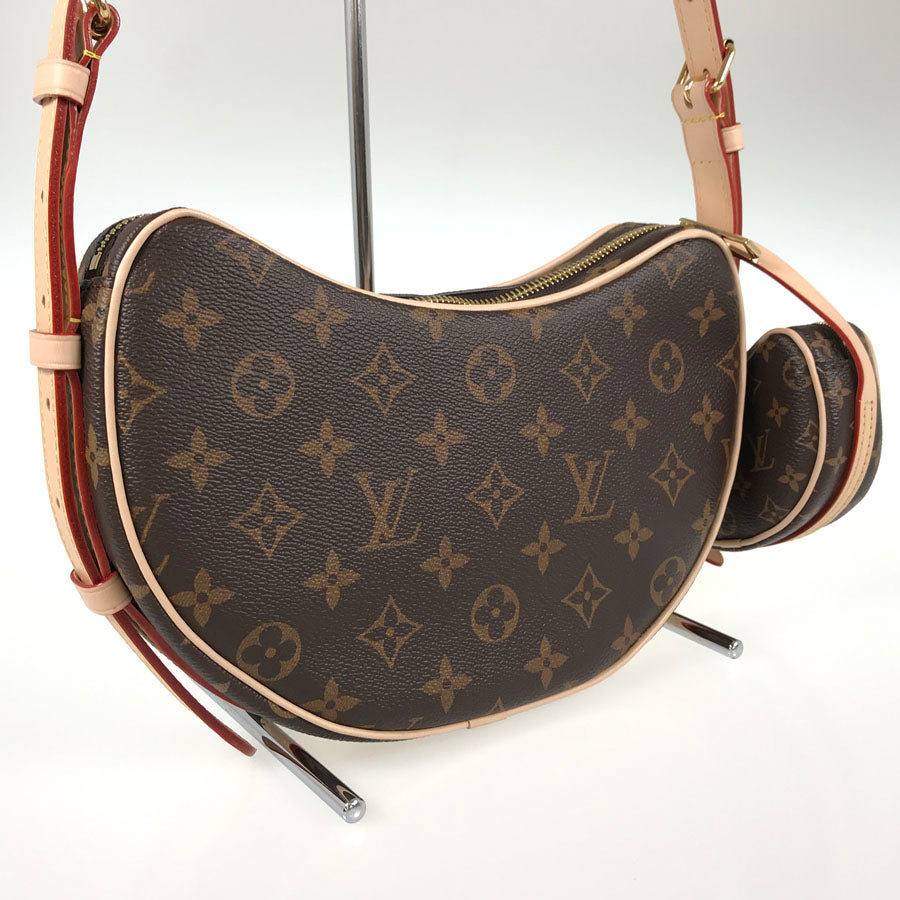 LOUIS VUITTON Monogram Croissant M46828 Shoulder bag