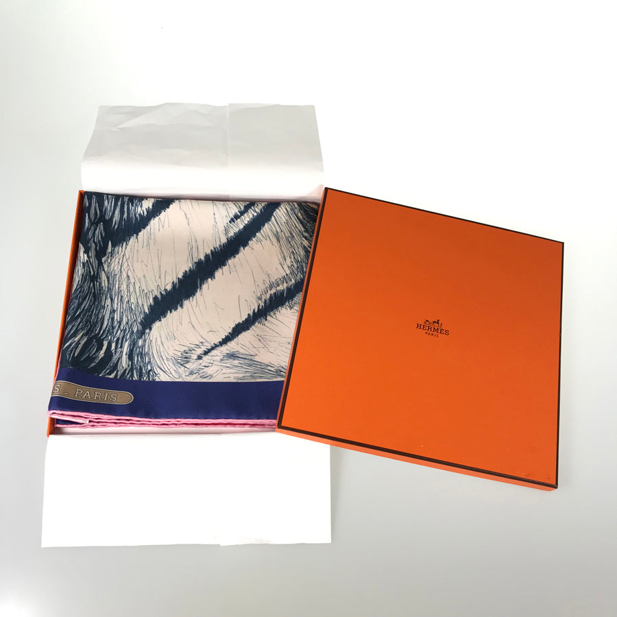 HERMES Carre Double Face 90 Champion Tiger Unisex Scarf