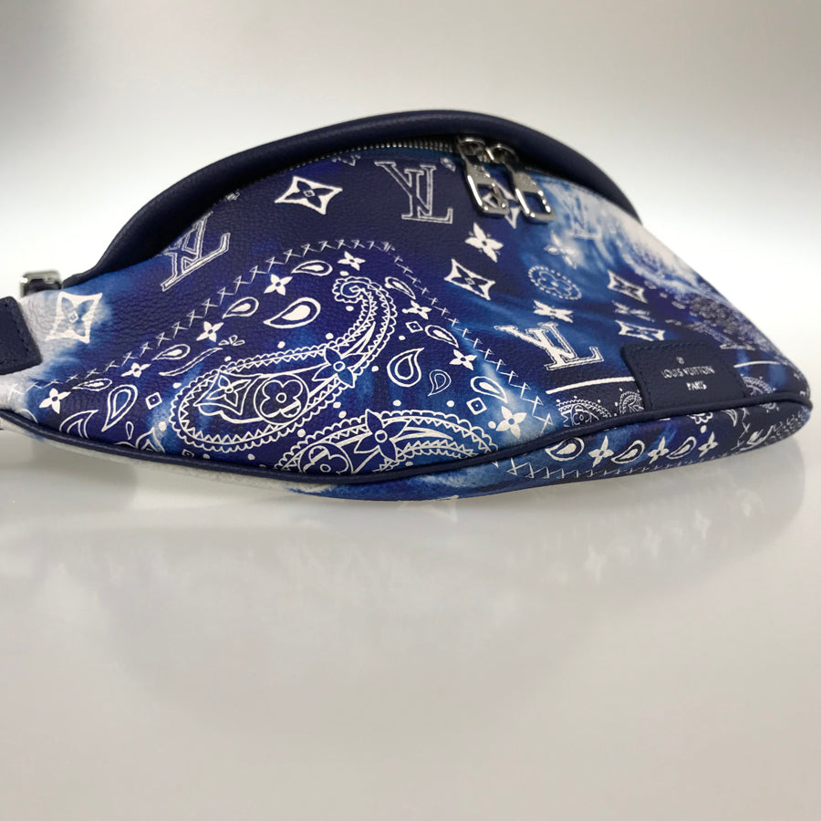 LOUIS VUITTON Monogram Bandana Discovery Bumbag M20587 Sling bag