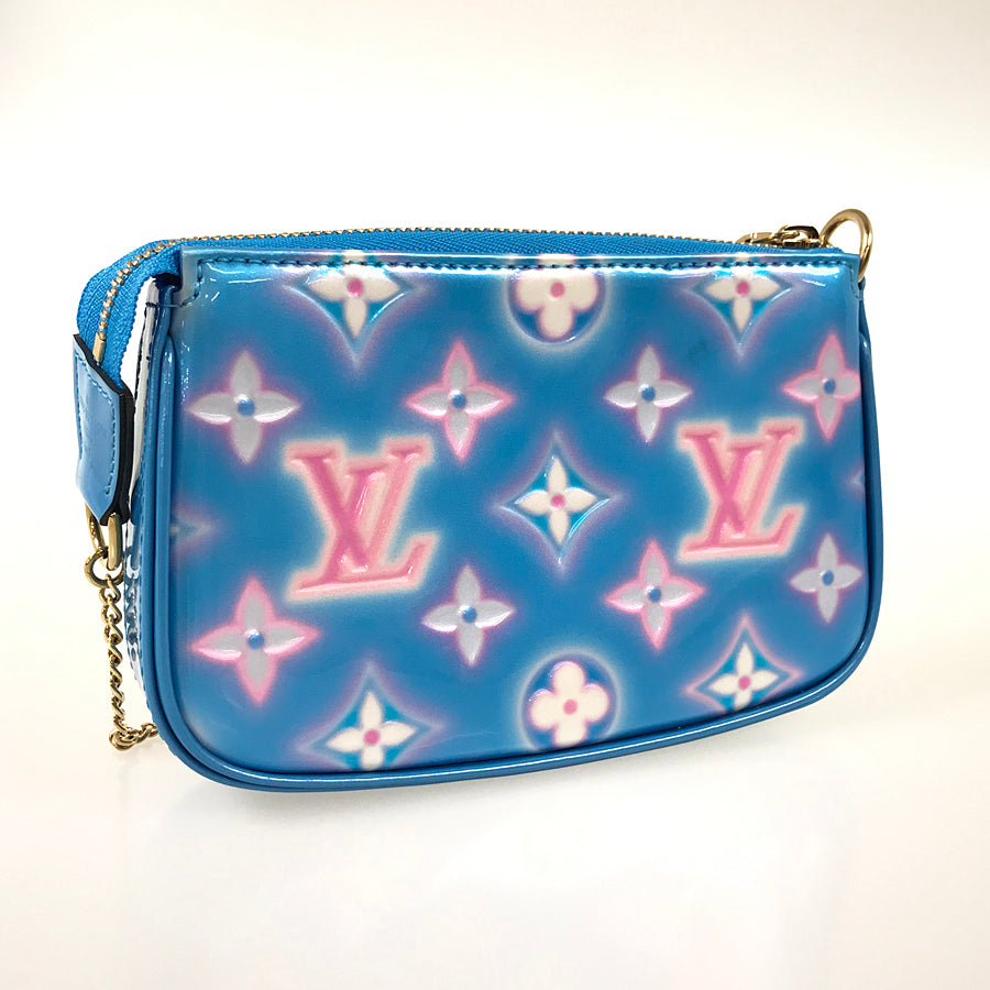 LOUIS VUITTON Vernis Mini Pochette Accessoires M81156 Pouch