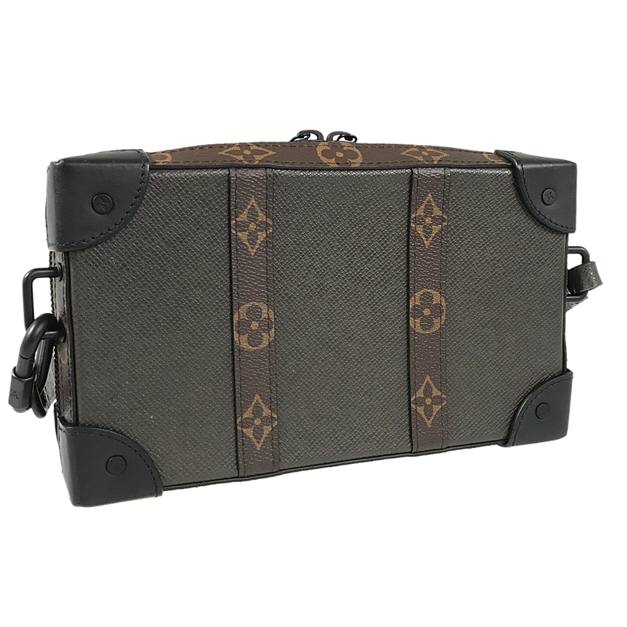 LOUIS VUITTON Taiga Monogram Soft Trunk Wallet M30697 Shoulder bag