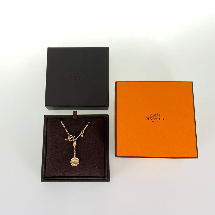 HERMES Bookplate Necklace
