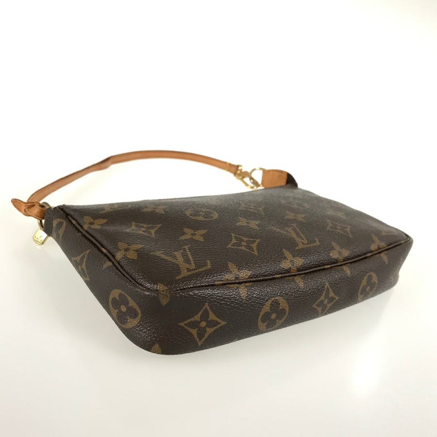 LOUIS VUITTON Monogram Pochette Accessoires M51980 Pouch