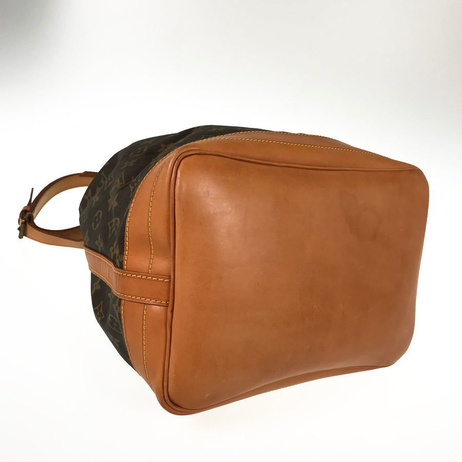 LOUIS VUITTON Monogram Noe M42224 Shoulder bag