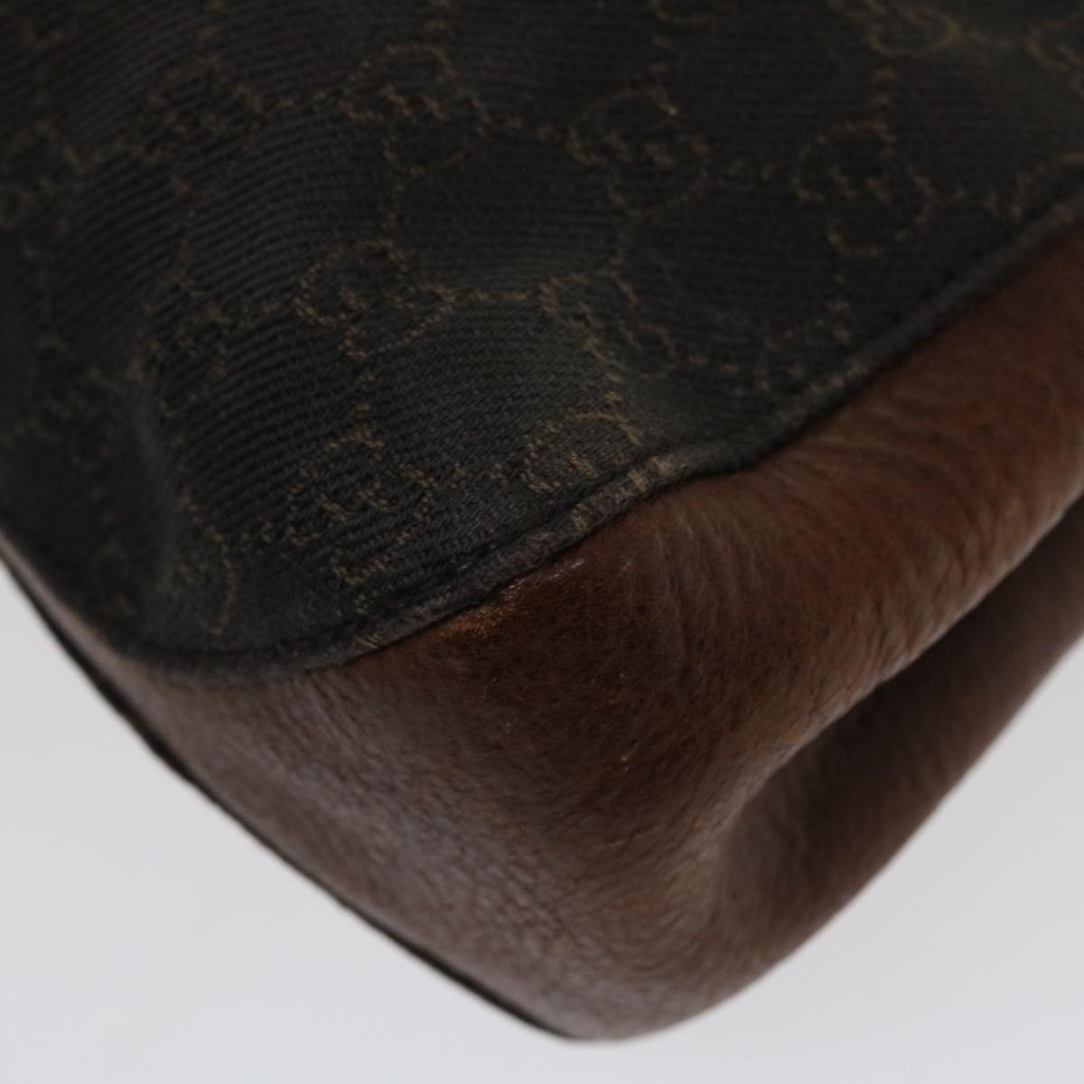 GUCCI GG Canvas Shoulder Bag Brown 101975  ti848