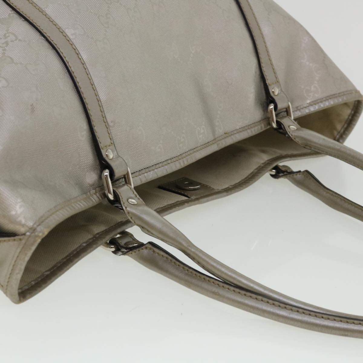GUCCI GG Canvas Shoulder Bag Silver 197953  tp598