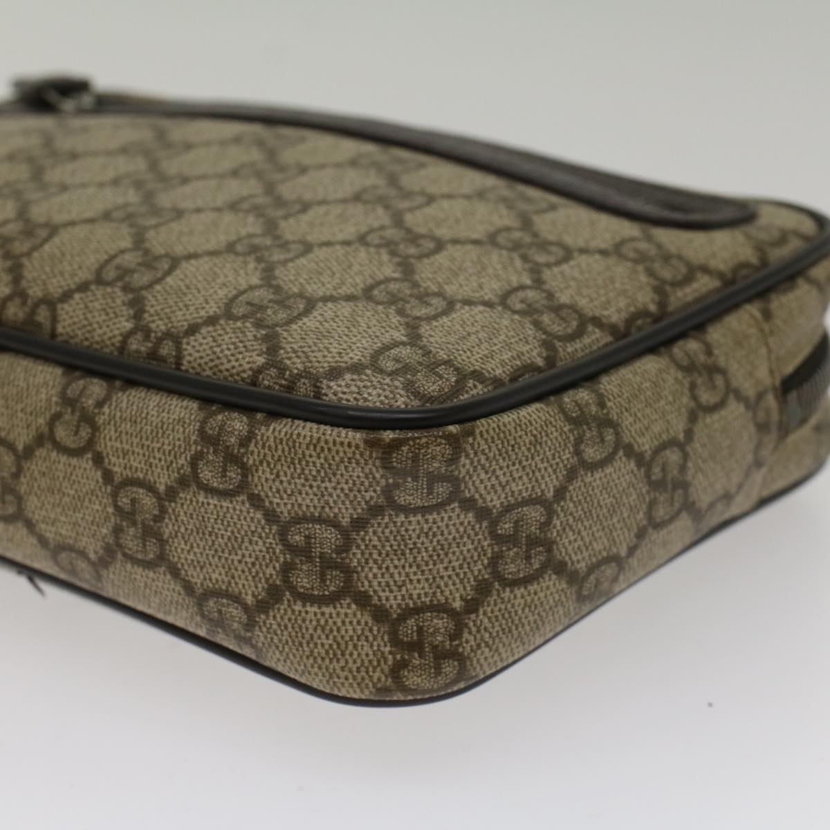 GUCCI GG Canvas Clutch Bag PVC Leather Beige 73956  yk7760